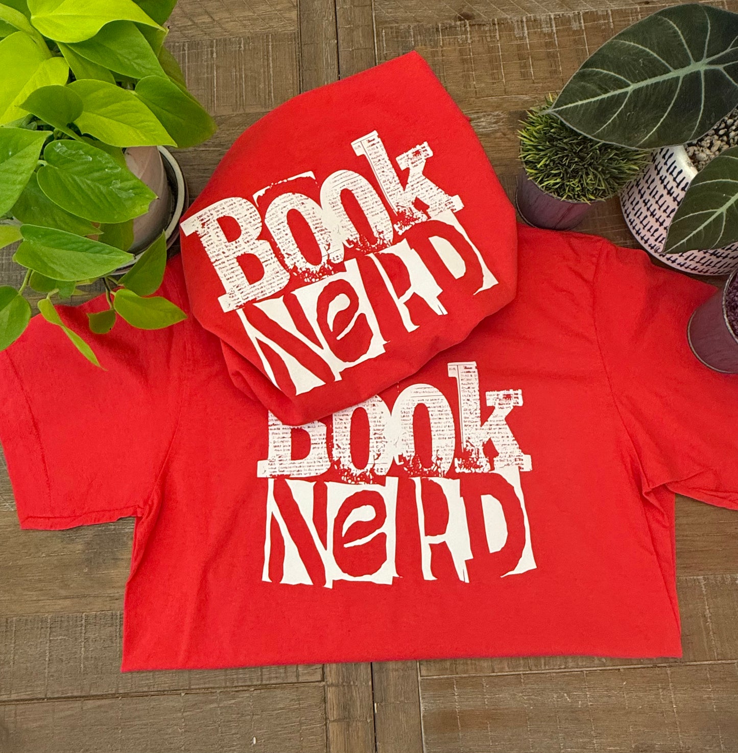 BOOK NERD TEE